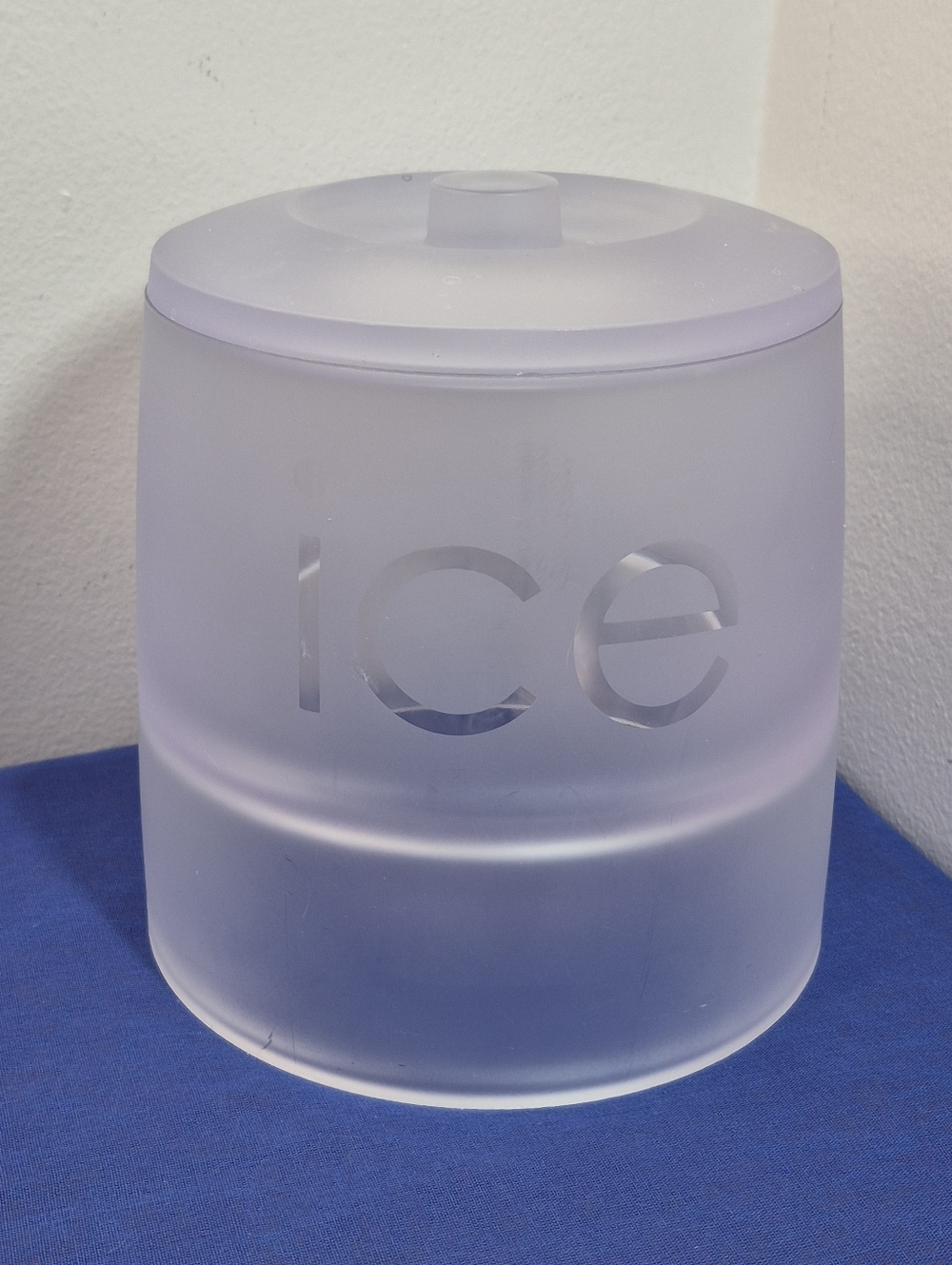 Rare Vintage Clear Frosted Thick Lucite Ice Bucket MCM